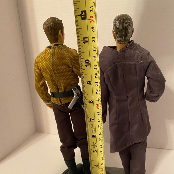Star Trek 2009  Captain Kirk And Mr. Spock Figurine - Picture 8 of 8